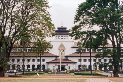 Tempat Sahur 24 Jam di Bandung.