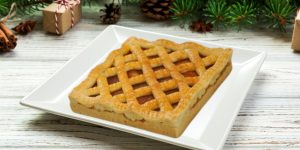 kue tat makanan khas Bengkulu isi nanas