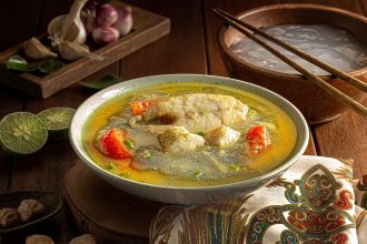 Papeda dan Ikan kuah kuning