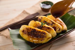 pisang epe jajanan khas Makassar yang populer