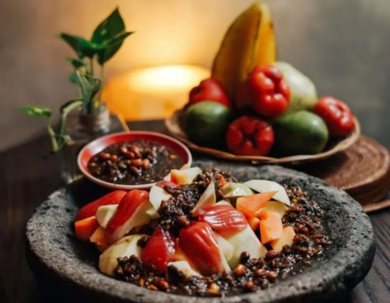 Rahasia Bumbu Autentik Macam-macam Rujak di Indonesia yang Melegenda