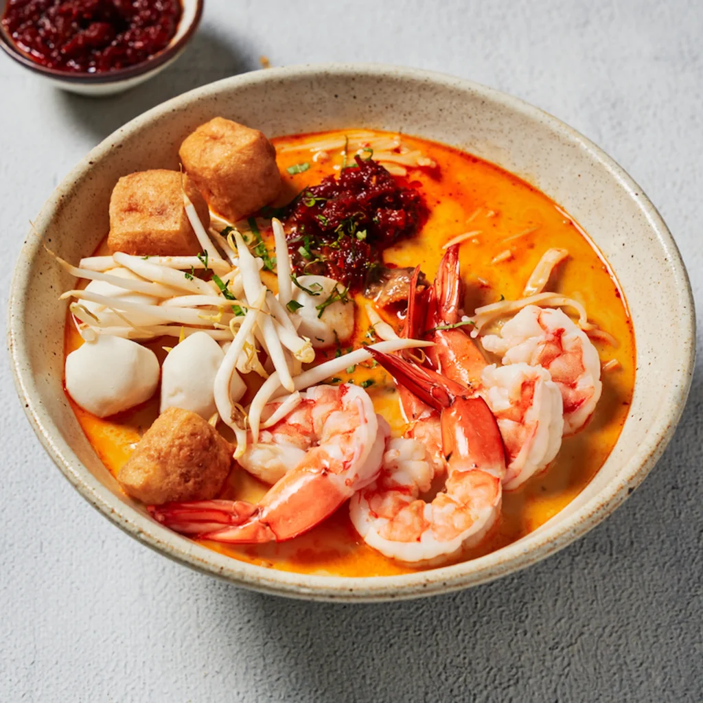 LAKSA adalah makanan khas malaysia