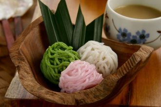 Cara Membuat Kue Petulo Khas Jawa Timur yang Kenyal dan Anti Gagal