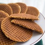 makanan khas Belanda stroopwafel manis khas Belanda