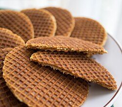 makanan khas Belanda stroopwafel manis khas Belanda