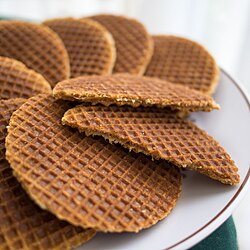 makanan khas Belanda stroopwafel manis khas Belanda