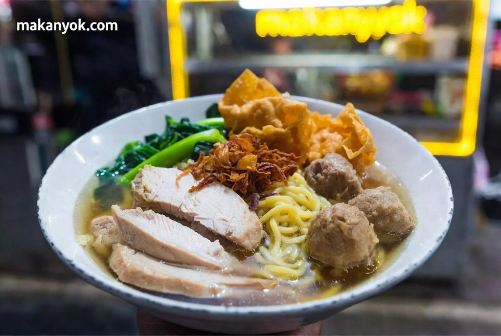 Mie Ayam Pangsit & Bakso